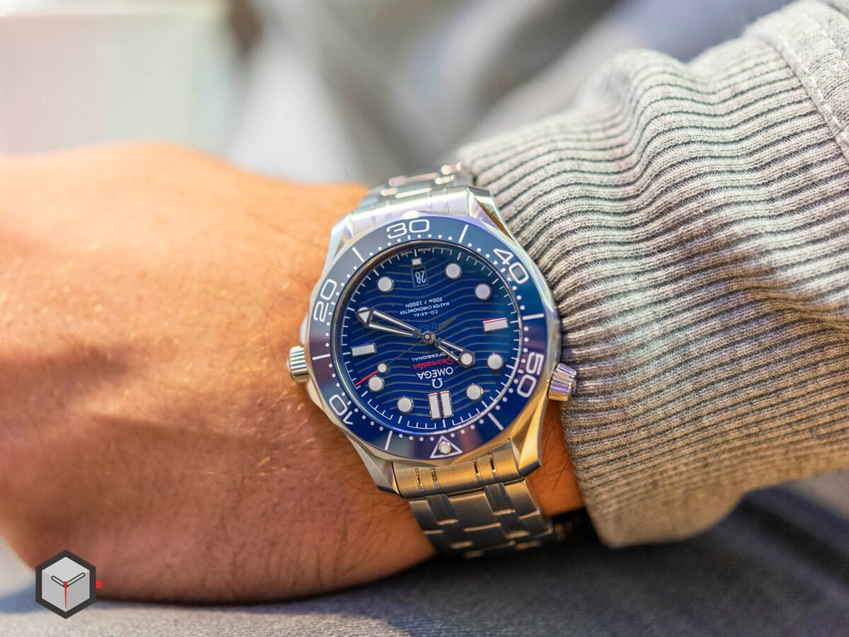 Omega Seamaster Diver 300M – Blue Dial – Automatic