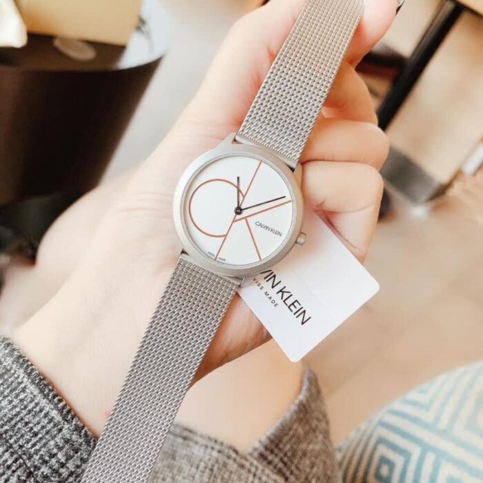 ساعة كالفن كلاين للنساء K3M52152