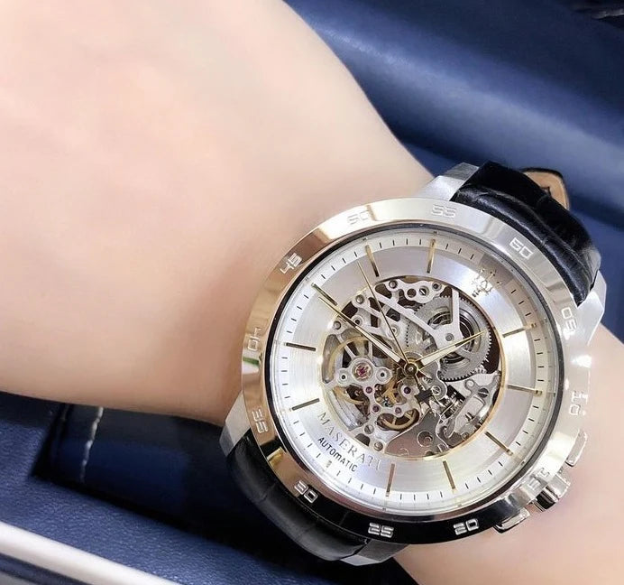 ساعة مازيراتي للرجال R8821119002