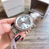 ساعة مايكل كورس للنساء MK3880