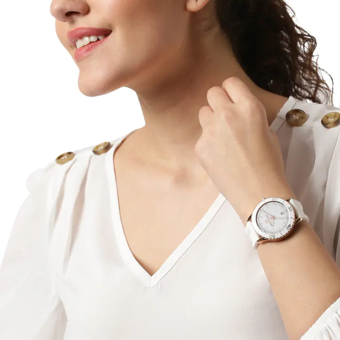 ساعة مايكل كورس للنساء MK6853