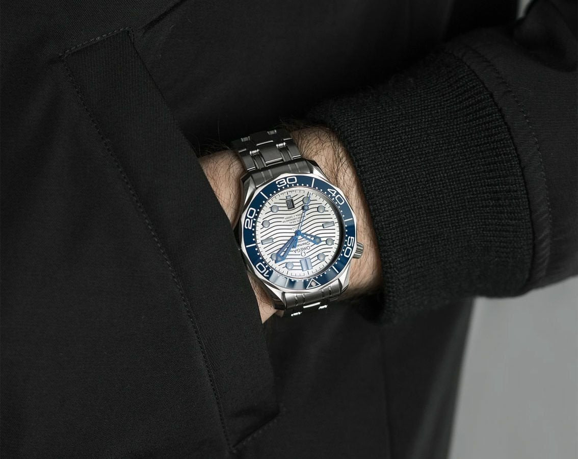 Omega Seamaster Diver 300M 42 mm, steel on steel