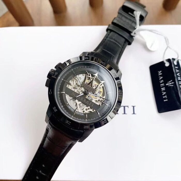 ساعة مازيراتي للرجال R8821119007