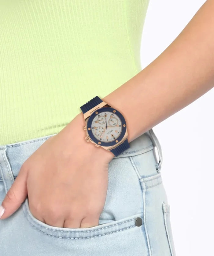 ساعة جيس للنساء GW0030L5