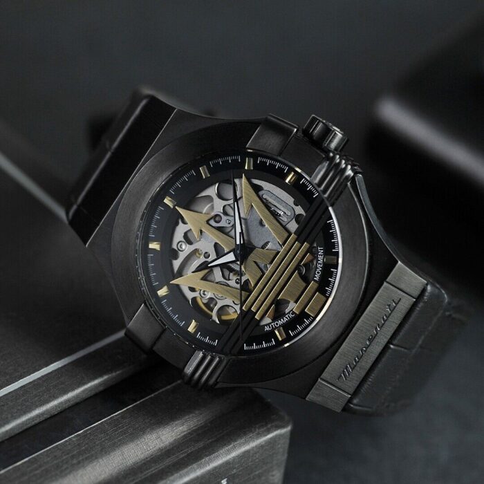 ساعة مازيراتي للرجال R8821108027